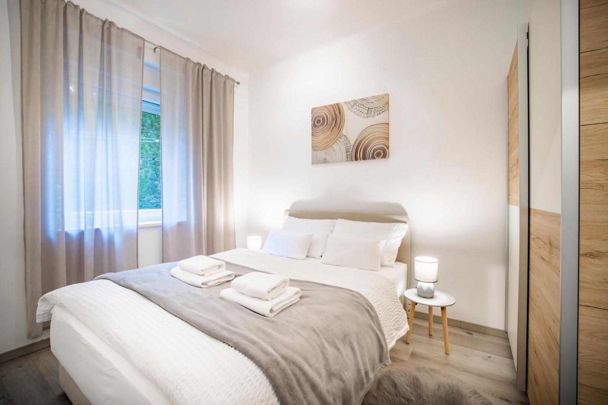 רייקה Studio Apartman Lena מראה חיצוני תמונה